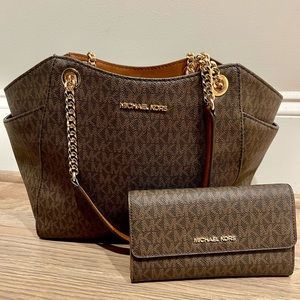Michael Kors purse and wallet